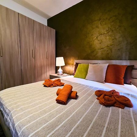 Supreme Seafront Apt With Balcony In St.Julian'S Saint Julian's ภายนอก รูปภาพ